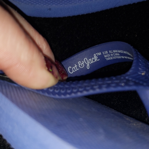 sandals - Picture 3 of 3